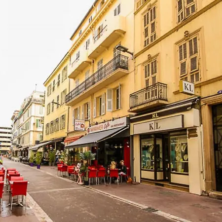 Studio Central * Cannes